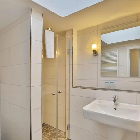 Admiralsgarten, Ag17b Apartman *